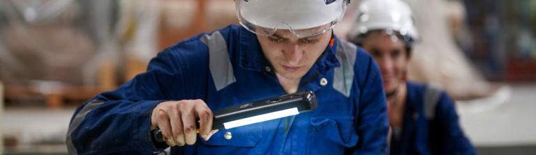 la-solucion-para-tu-negocio-esta-en-los-facility-services